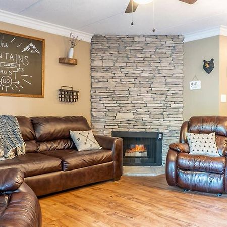 Downtown Gatlinburg Gem 102 - Walk To The Shops & Trails Apartment Luaran gambar